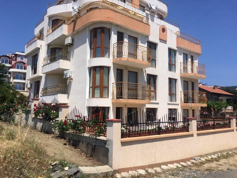 Private Studio Intsaraki - Sveti Vlas Exterior photo